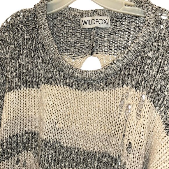 WILDFOX gray cream OPEN BACK distressed crochet knit sweater M - Picture 4 of 5